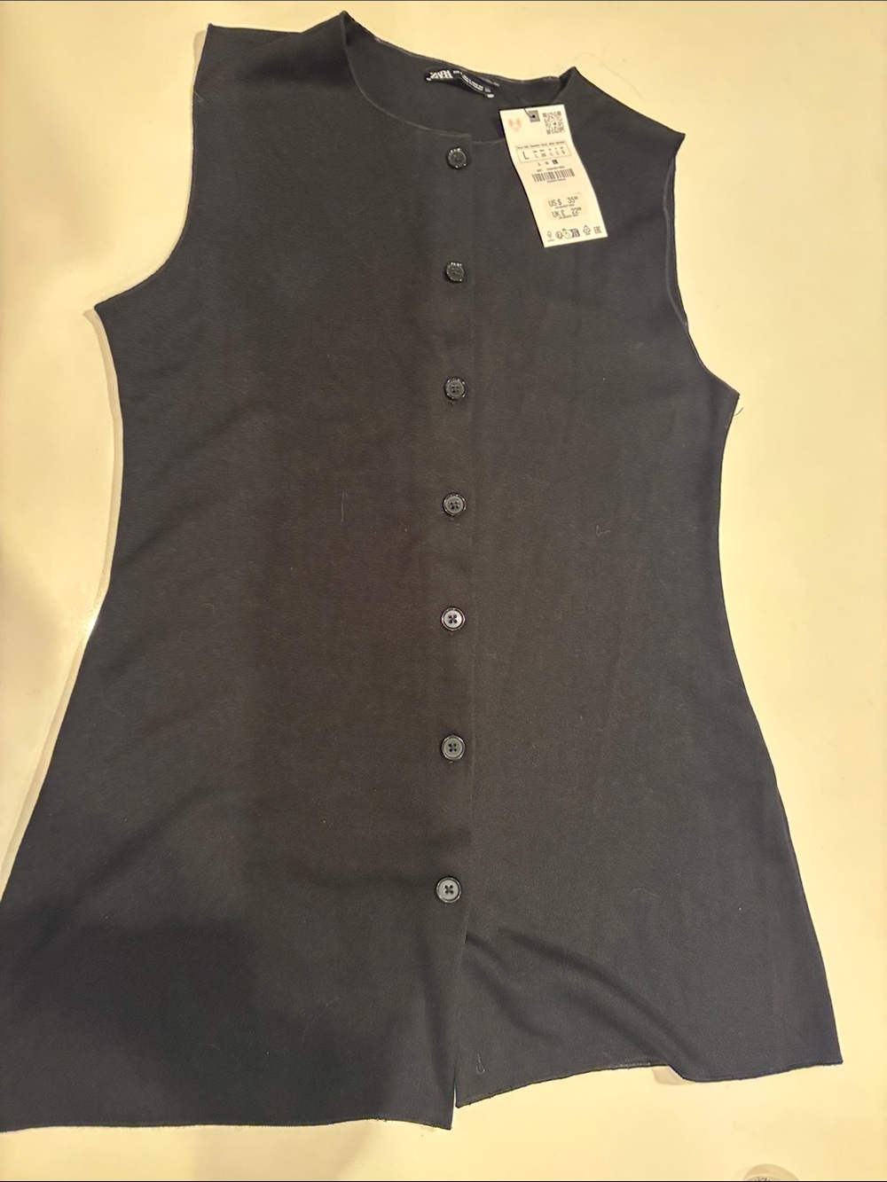 Zara Black Sleeveless Button-Down Knit Top